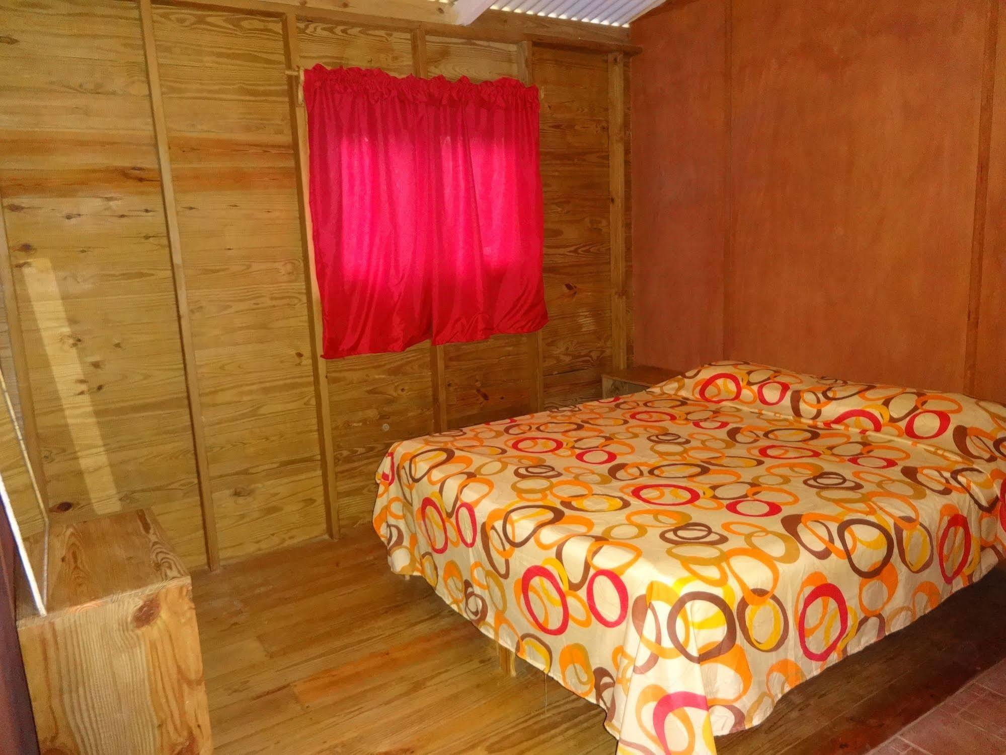 קברטה Gipsy Ranch Rooms מראה חיצוני תמונה