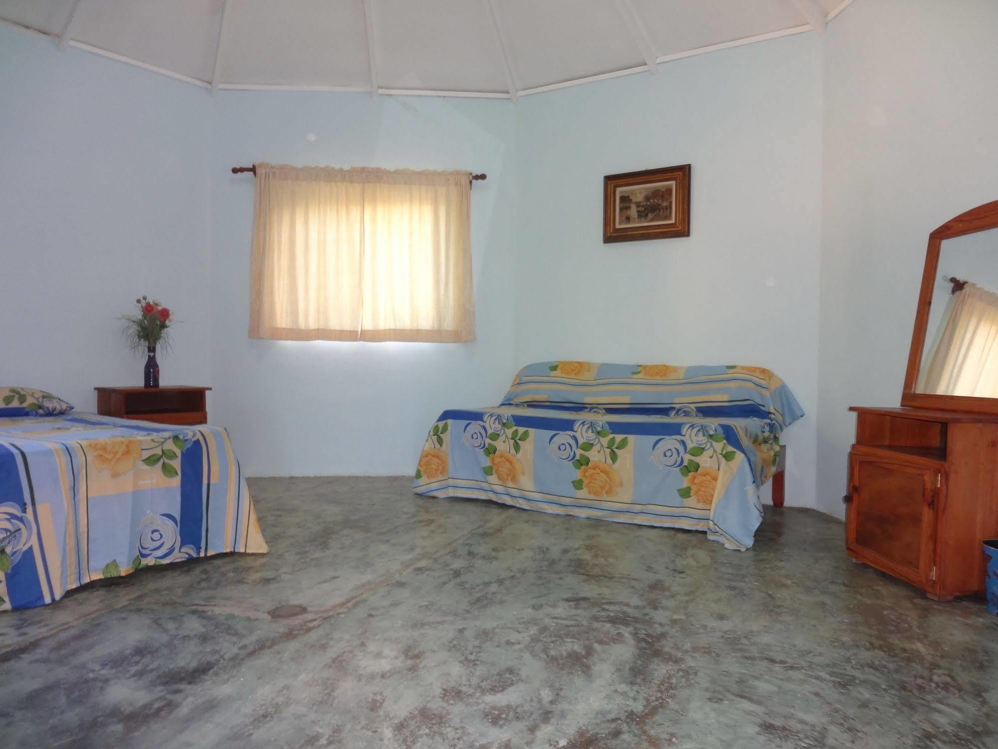 קברטה Gipsy Ranch Rooms מראה חיצוני תמונה