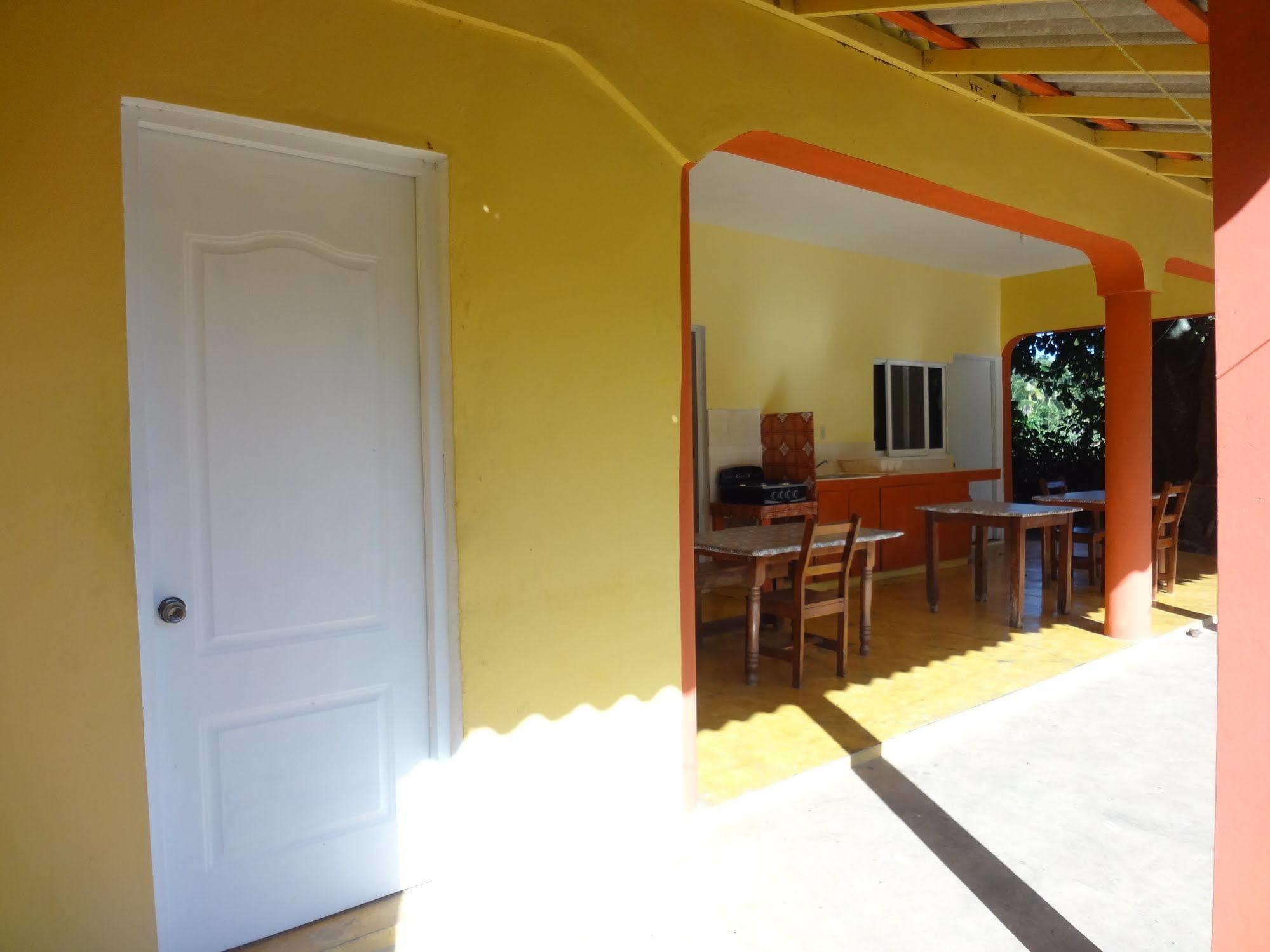קברטה Gipsy Ranch Rooms מראה חיצוני תמונה
