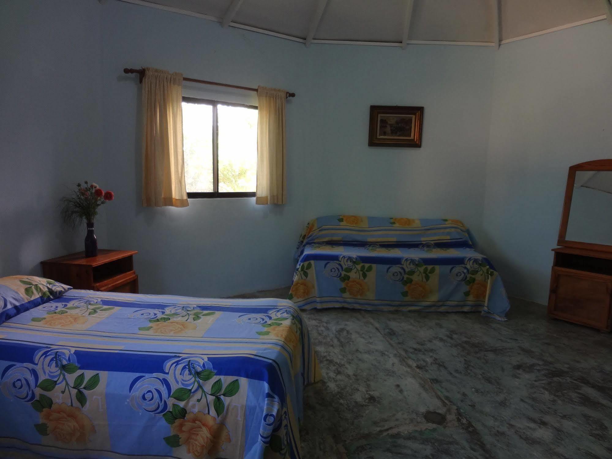 קברטה Gipsy Ranch Rooms מראה חיצוני תמונה